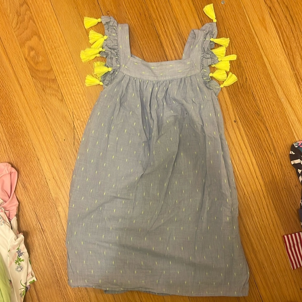 Vineyard Vines Girls size small (7-8) dress